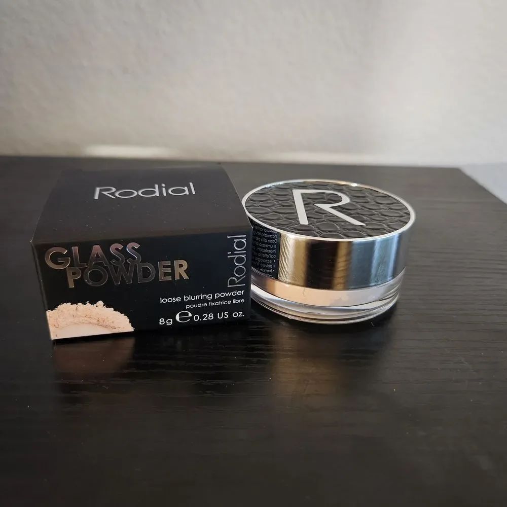 Rodial Glass Powder Loose Blurring Powder 8g, 0.28oz